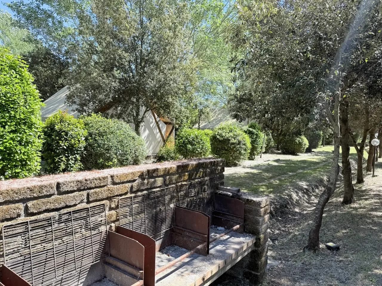 Area comune barbecue e cucina attrezzata